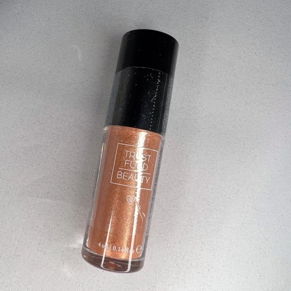 Trust Fund Beauty Color Text Me Lipgasm Lipgloss in Size .14 oz